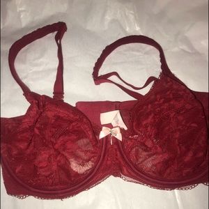 Victoria’s Secret Body by Victoria Unlined Demi